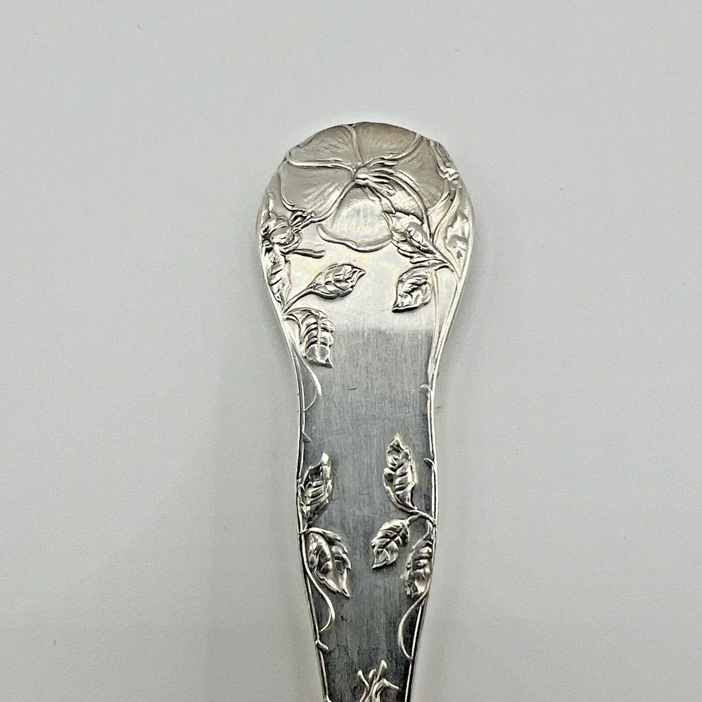 1877 Niagara Falls Silver Co Silverplate Berry Serving Spoon Wild Rose Large